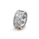 Van Cleef Arpels Perlee clovers ring VCARO9ND00