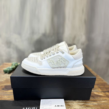 Amiri Classic Low in White AWFOSR1123-100