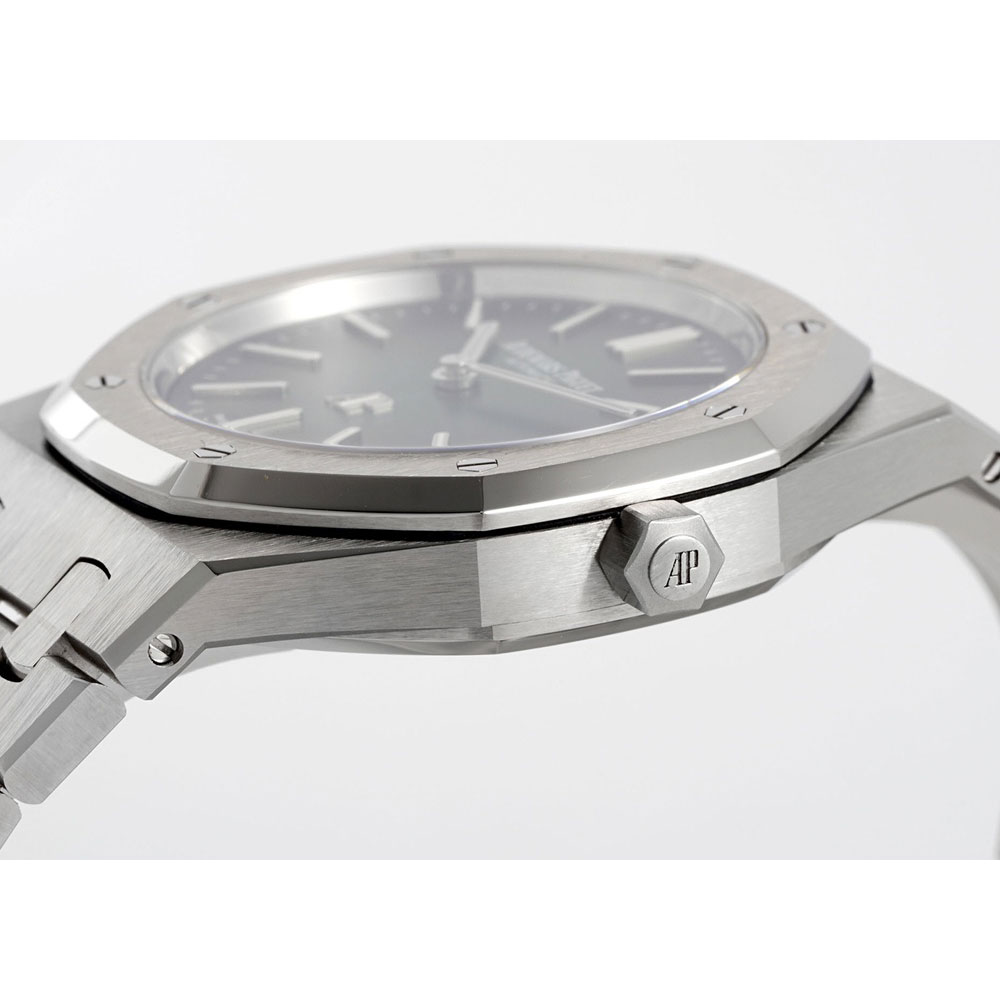 Audemars Piguet Royal Oak 15202PT.OO.1240PT.01 Watch: Image 3