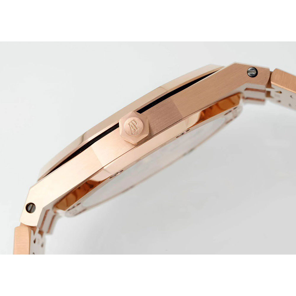 Audemars Piguet Royal Oak 15207OR.OO.1240OR.01 Watch: Image 3