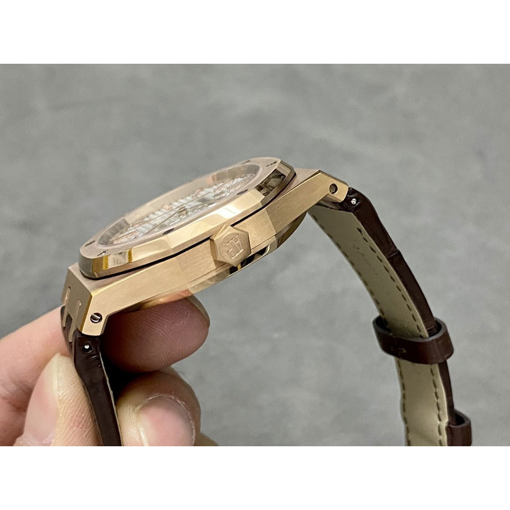 Audemars Piguet Royal Oak 15450OR.OO.D088CR.01 Watch: Image 4