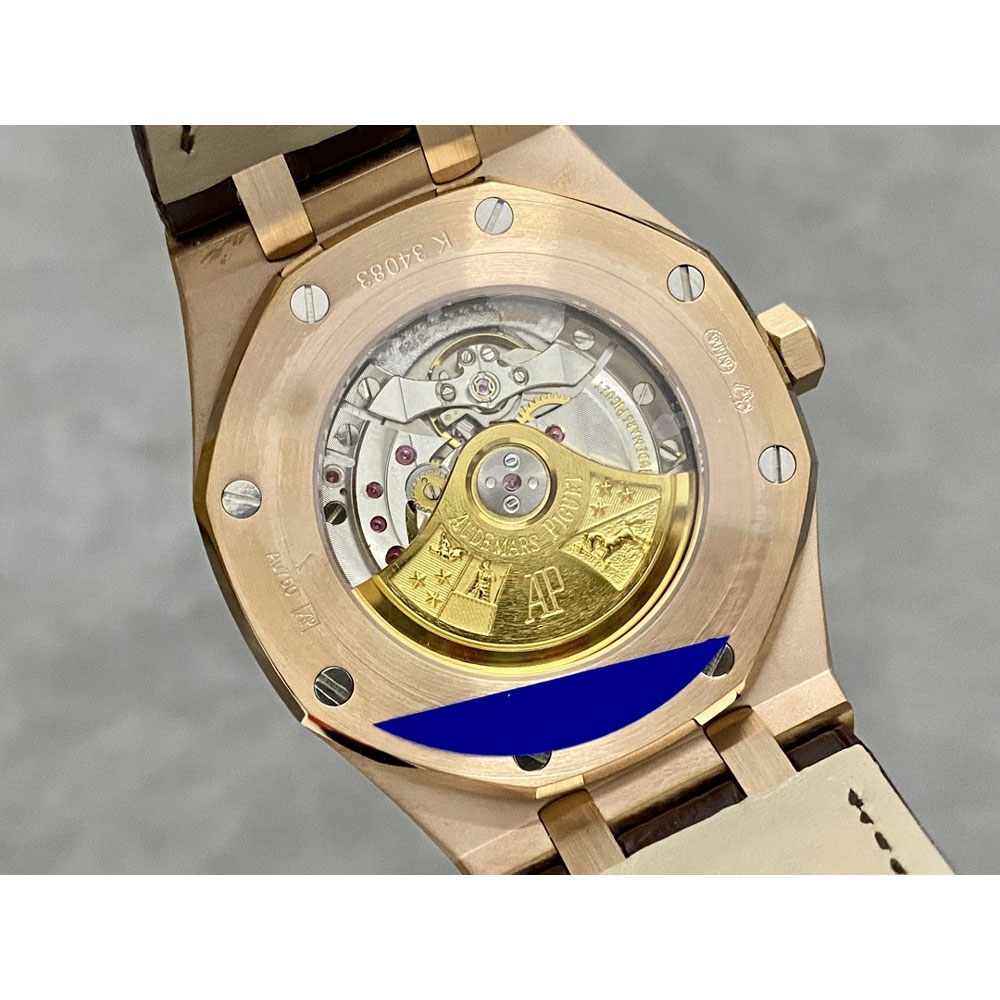 Audemars Piguet Royal Oak 15450OR.OO.D088CR.01 Watch: Image 5