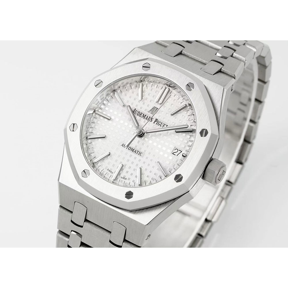 Audemars Piguet Royal Oak 15450ST.OO.1256ST.01 Watch: Image 3