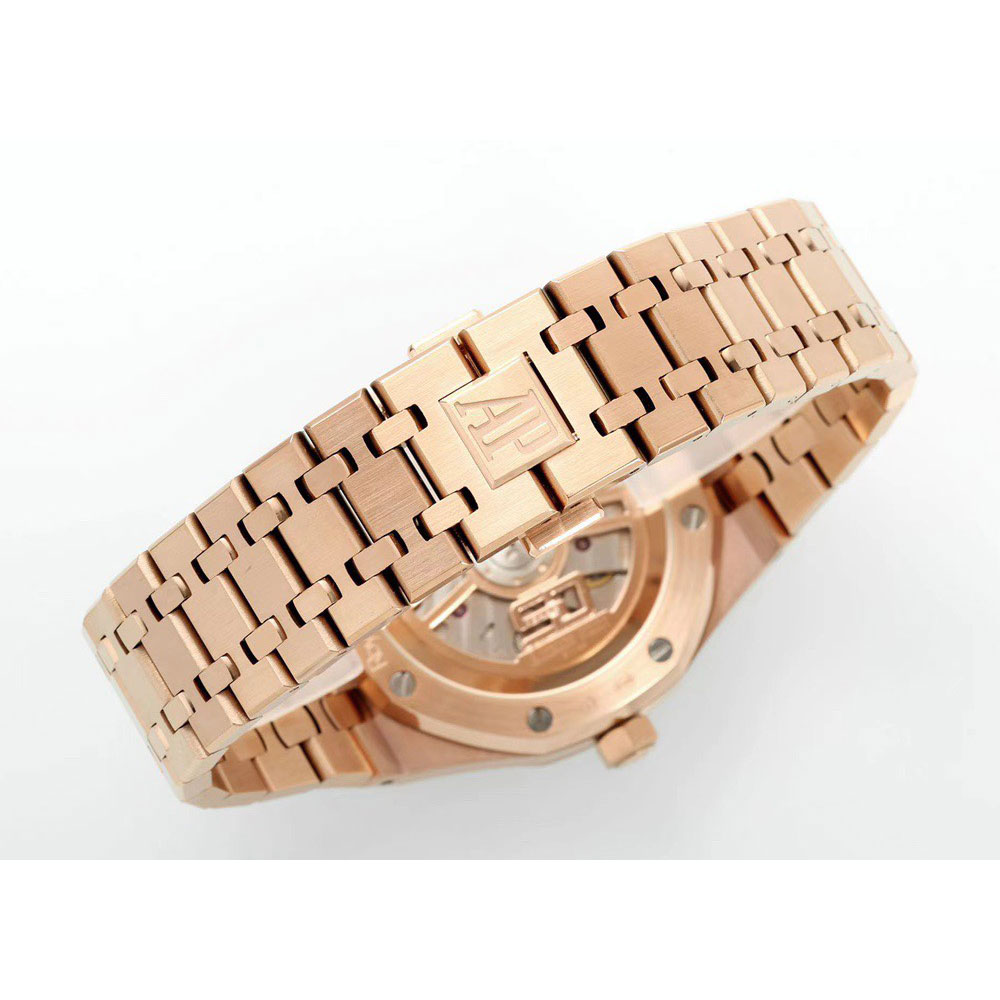 Audemars Piguet Royal Oak 15510OR.OO.1320OR.03 Watch: Image 4