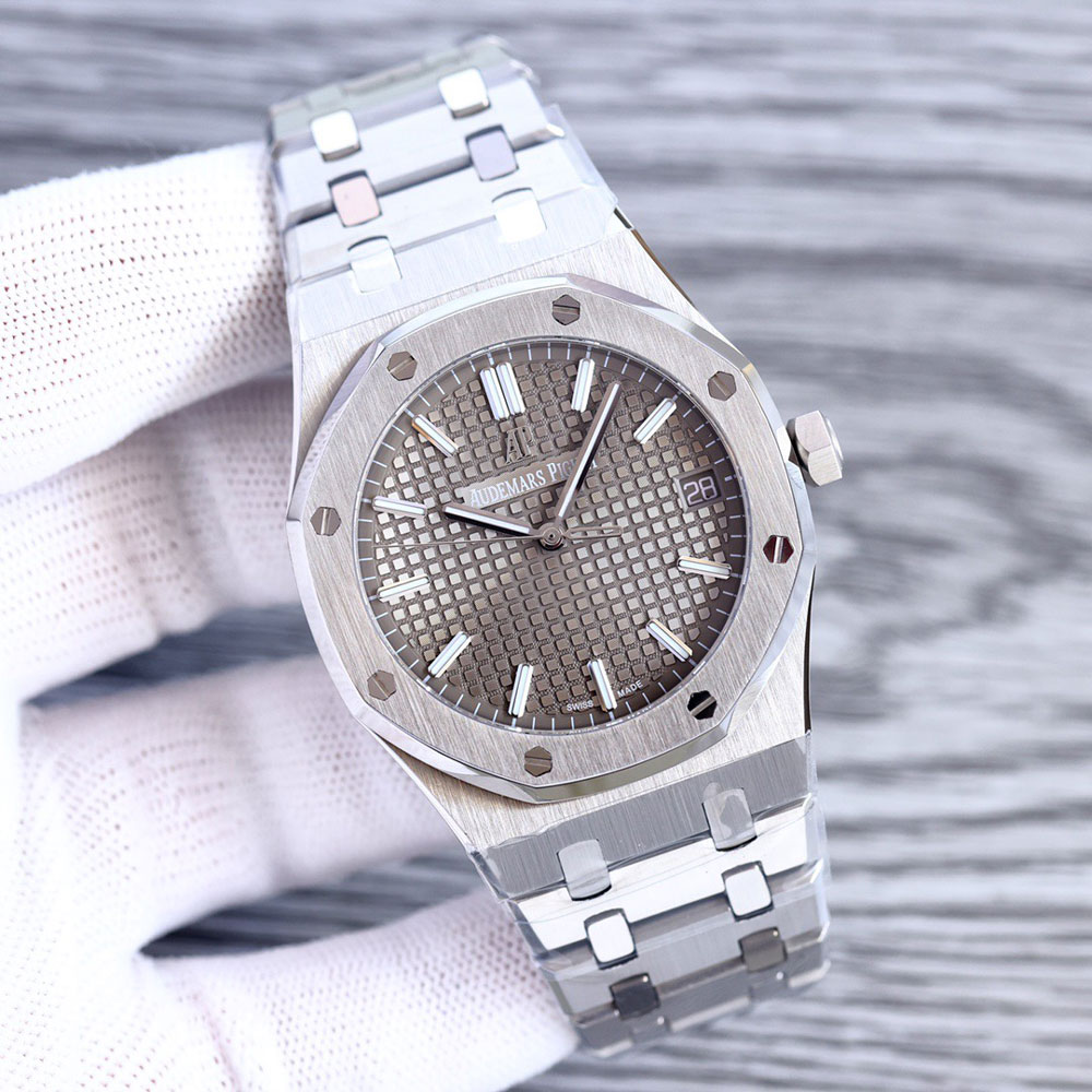 Audemars Piguet Royal Oak 15550ST.OO.1356ST.07 Watch: Image 1