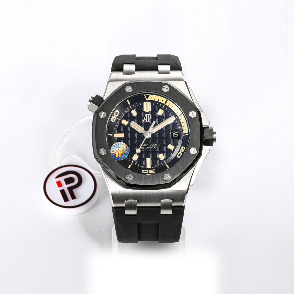 Audemars Piguet Royal Oak Offshore 15720CN.OO.A002CA.01 Watch: Image 1