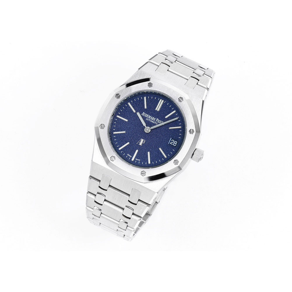 Audemars Piguet Royal Oak 16202BC.OO.1240BC.02 Watch: Image 2