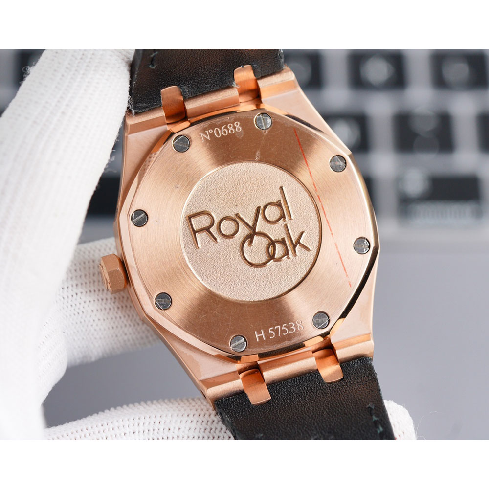 Audemars Piguet Royal Oak 26120OR.OO.D002CR.01 Watch: Image 4