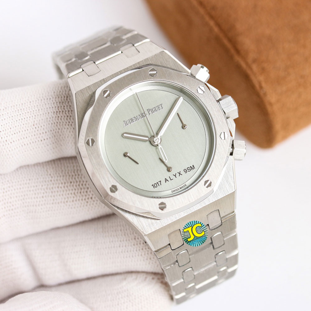 Audemars Piguet Royal Oak Offshore 26238BC.OO.2000BC.01 Watch: Image 2