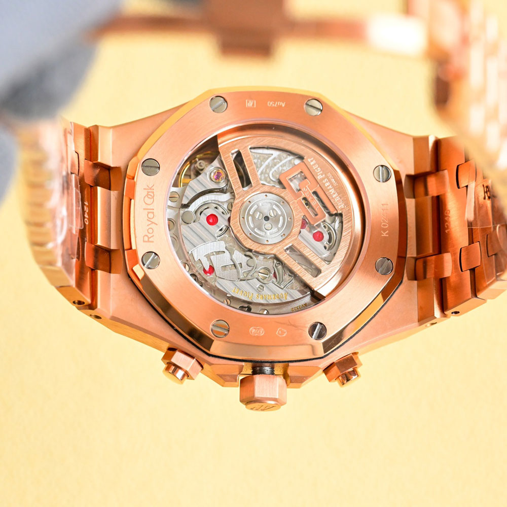 Audemars Piguet Royal Oak 26240OR.OO.1320OR.05 Watch: Image 3