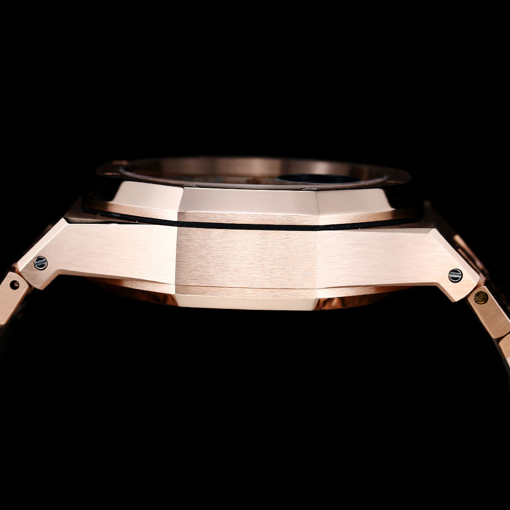 Audemars Piguet Royal Oak 26240OR.OO.1320OR.08 Watch: Image 3