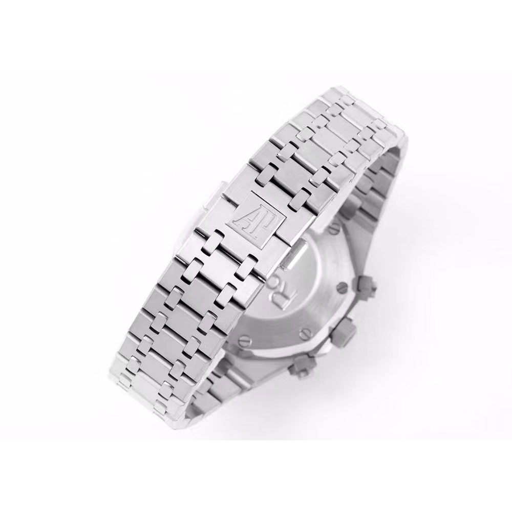 Audemars Piguet Royal Oak 26240ST.OO.1320ST.08 Watch: Image 4