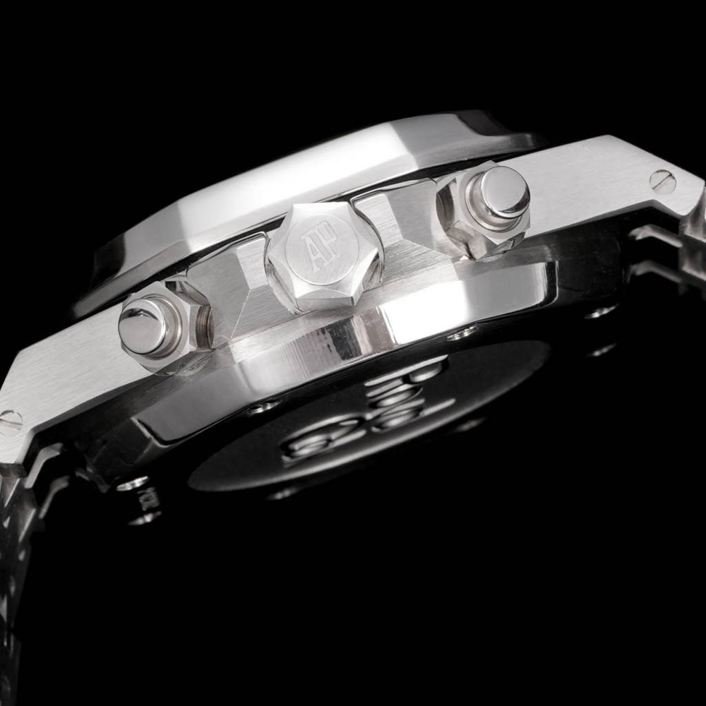 Audemars Piguet Royal Oak 26318BC.ZZ.1256BC.01 Watch: Image 3