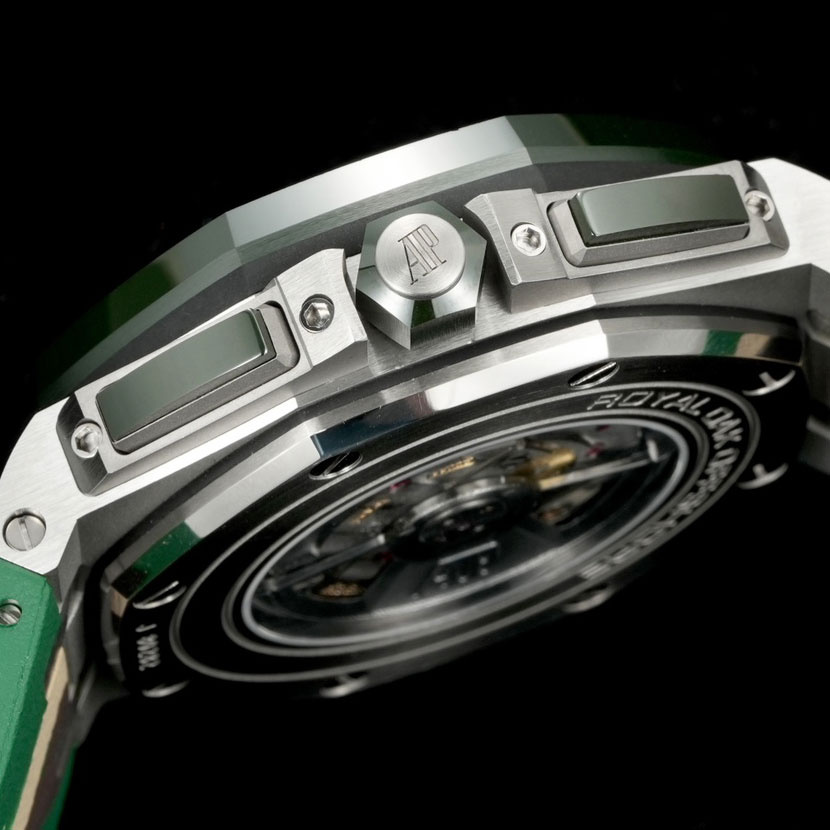 Audemars Piguet Royal Oak Offshore 26400SO.OO.A054CA.01 Watch: Image 4