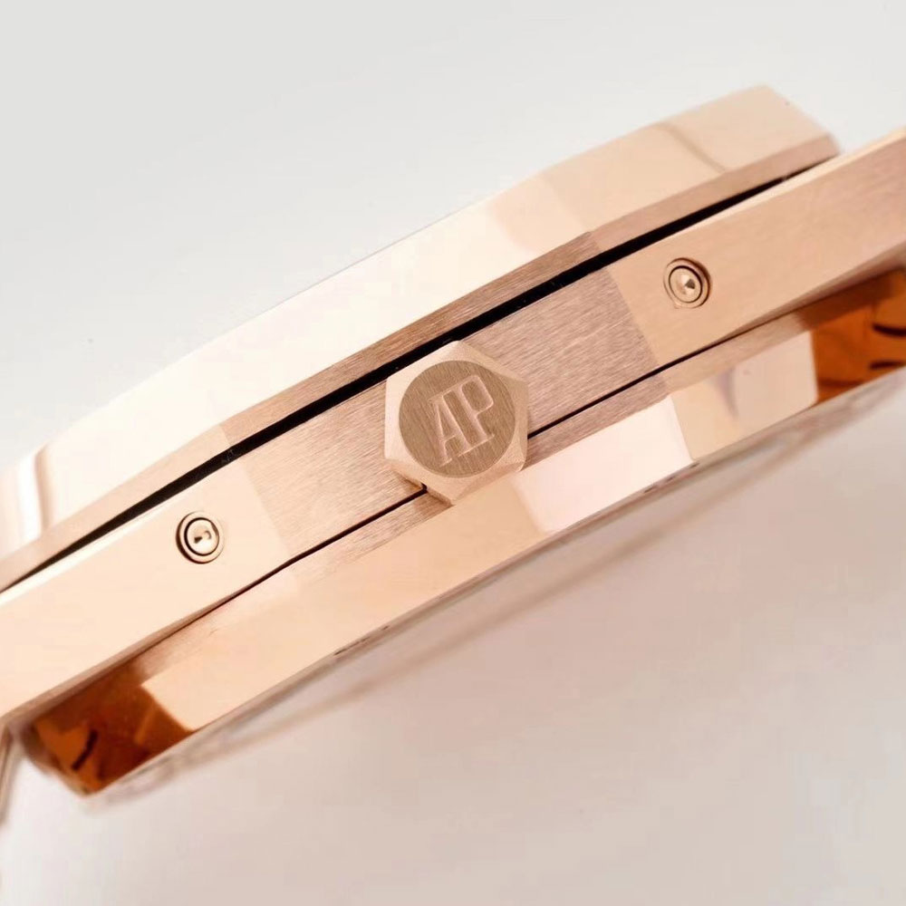 Audemars Piguet Royal Oak 26574OR.OO.1220OR.03 Watch: Image 3