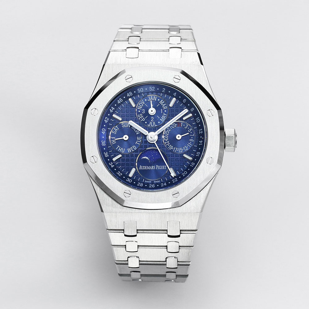 Audemars Piguet Royal Oak 26574ST.OO.1220ST.03 Watch: Image 1