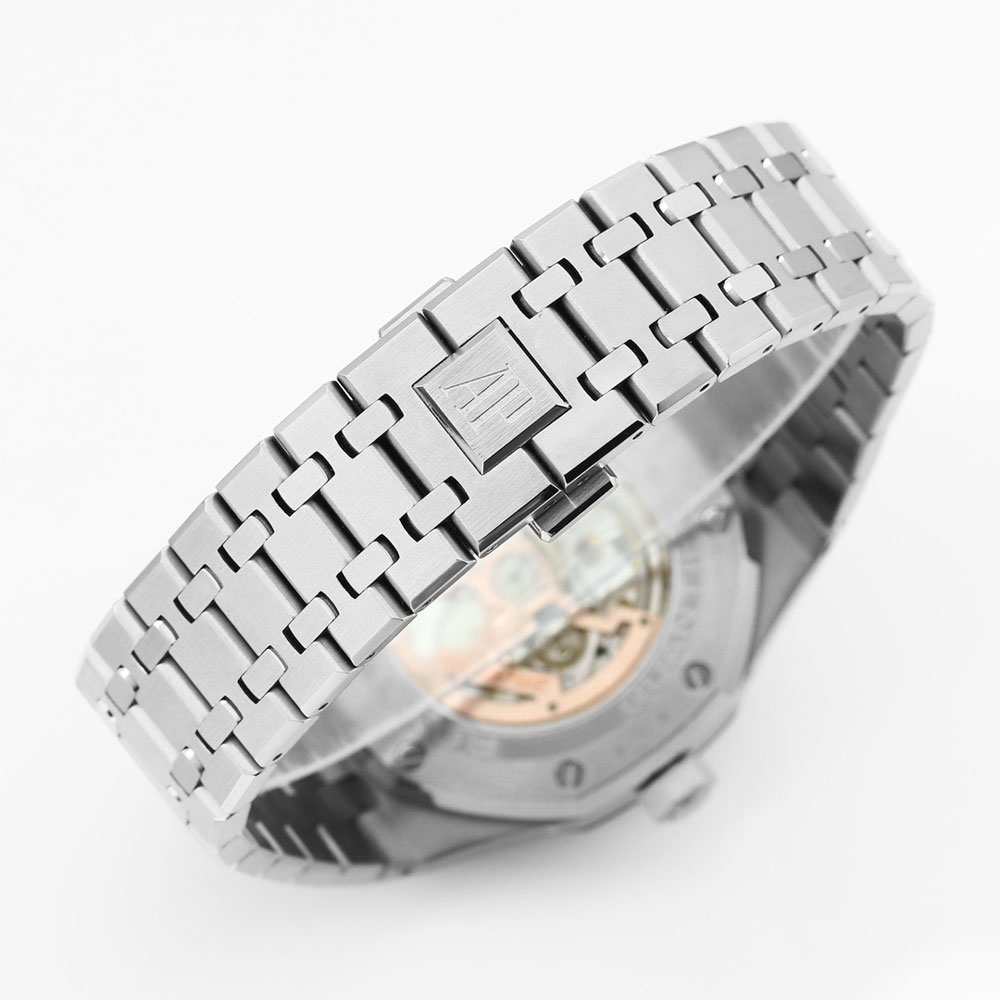 Audemars Piguet Royal Oak 26574ST.OO.1220ST.03 Watch: Image 5