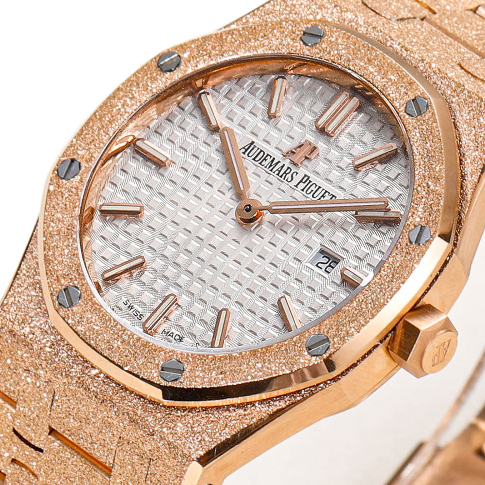 Audemars Piguet Royal Oak 67653OR.GG.1263OR.01 Watch: Image 3