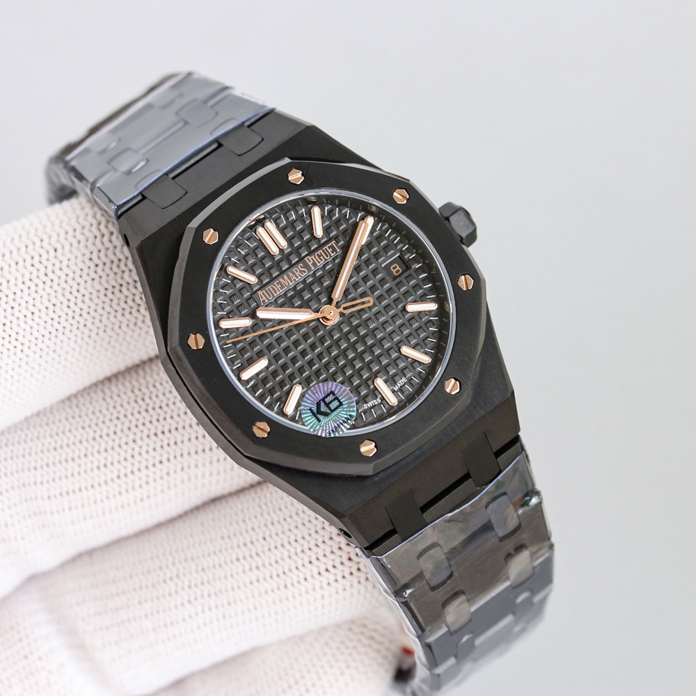 Audemars Piguet Royal Oak 77350CE.OO.1266CE.03 Watch: Image 2