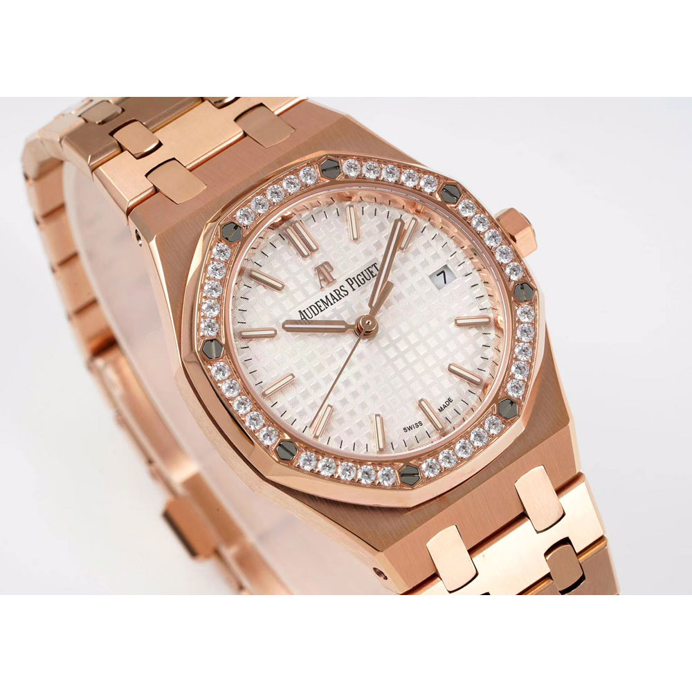 Audemars Piguet Royal Oak 77351OR.ZZ.1261OR.01 Watch: Image 2