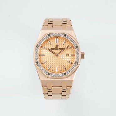 Audemars Piguet Royal Oak 67651OR.ZZ.1261OR.03 Watch
