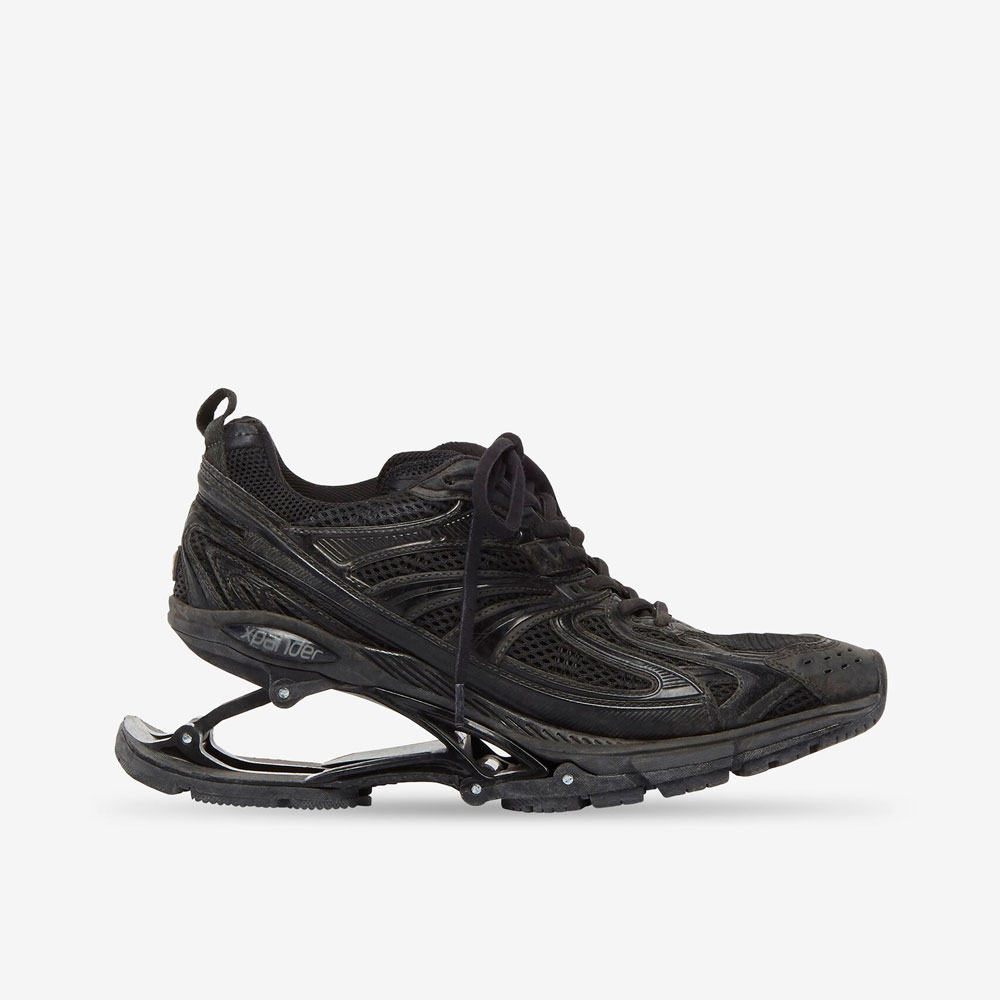 Balenciaga X pander Sneaker in Black 653871 W2RA2 1000: Image 1