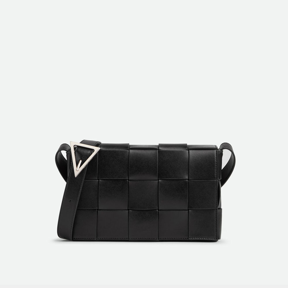 Bottega Veneta Cassette Black 737950 V29E 01091: Image 1