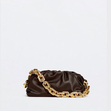 Bottega Veneta Chain Pouch in Fondant 620230 VCP4 02132