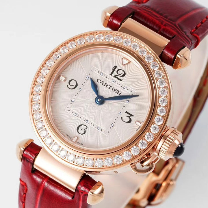 Cartier Pasha de Cartier WJPA0018 30mm Watch: Image 2