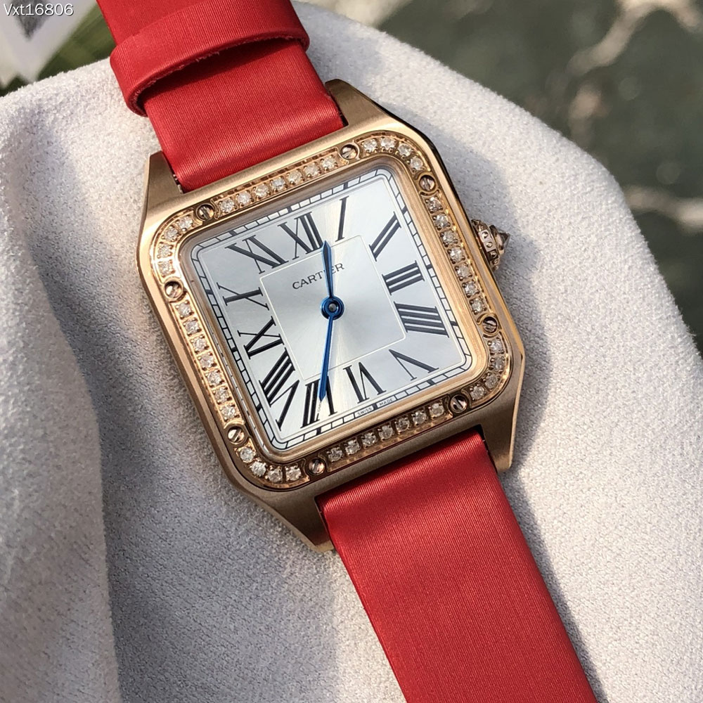 Cartier Santos de Cartier WJSA0018 43.5x31.4mm Watch: Image 1