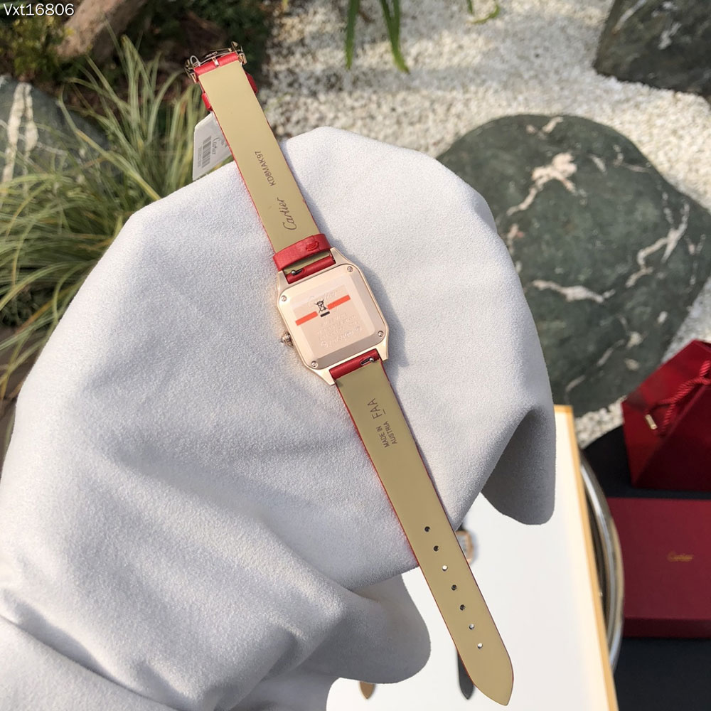 Cartier Santos de Cartier WJSA0018 43.5x31.4mm Watch: Image 3