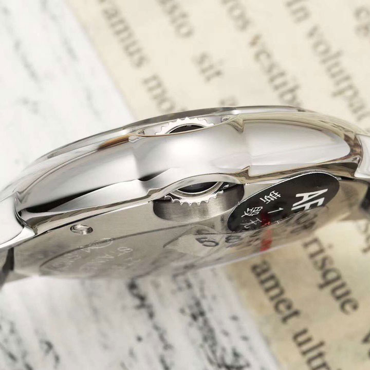 Cartier Ballon Bleu de Cartier WSBB0067 28mm Watch: Image 4