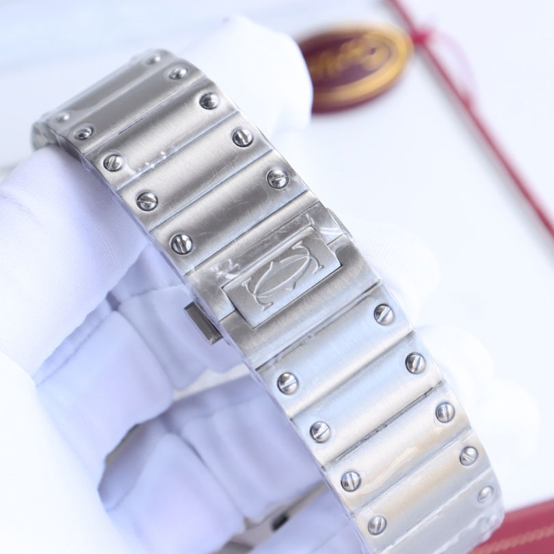 Cartier Santos de Cartier WSSA0076 40.2x47.5mm Watch: Image 4