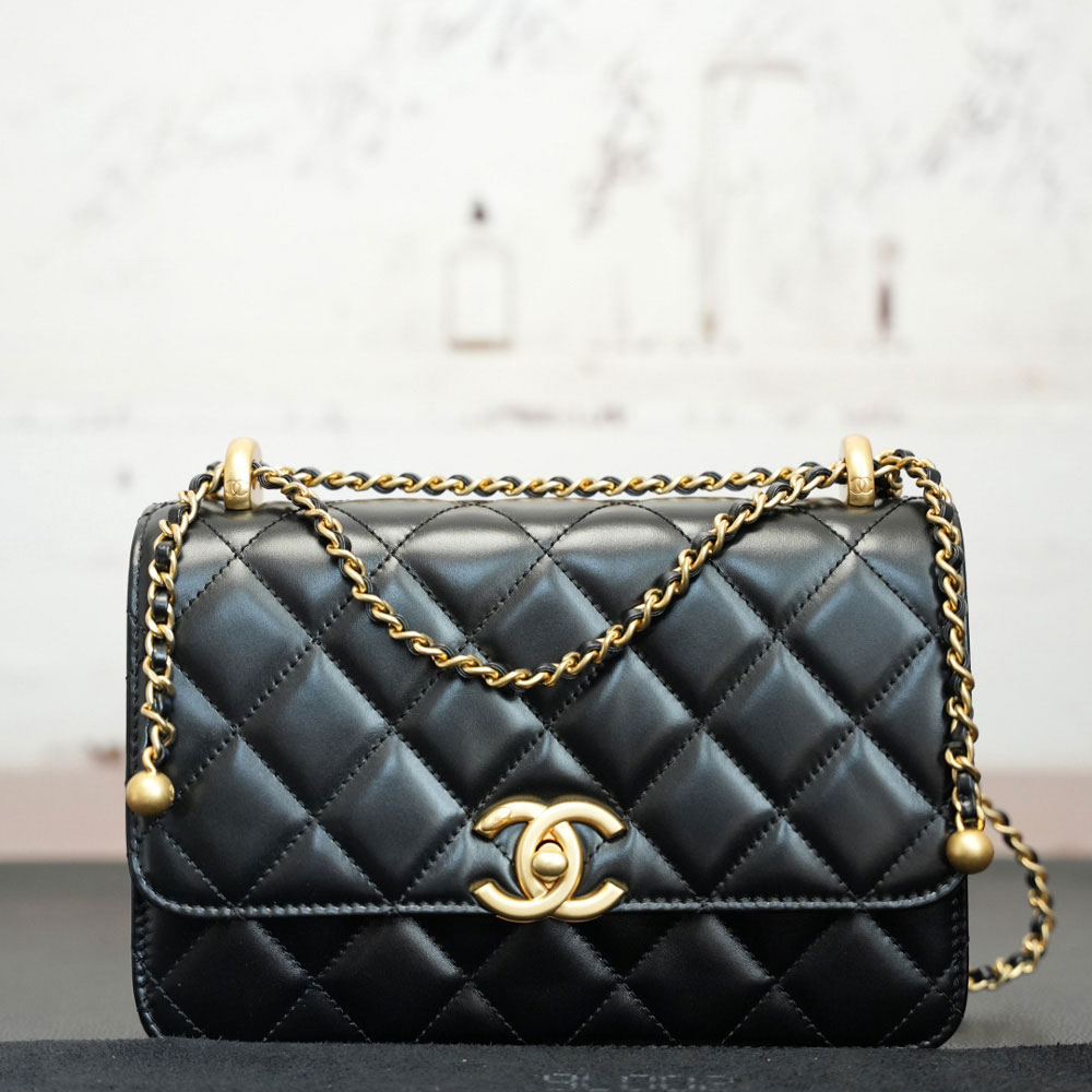 Chanel Small flap bag calfskin gold-tone metal AS2649 B05973 94305: Image 1