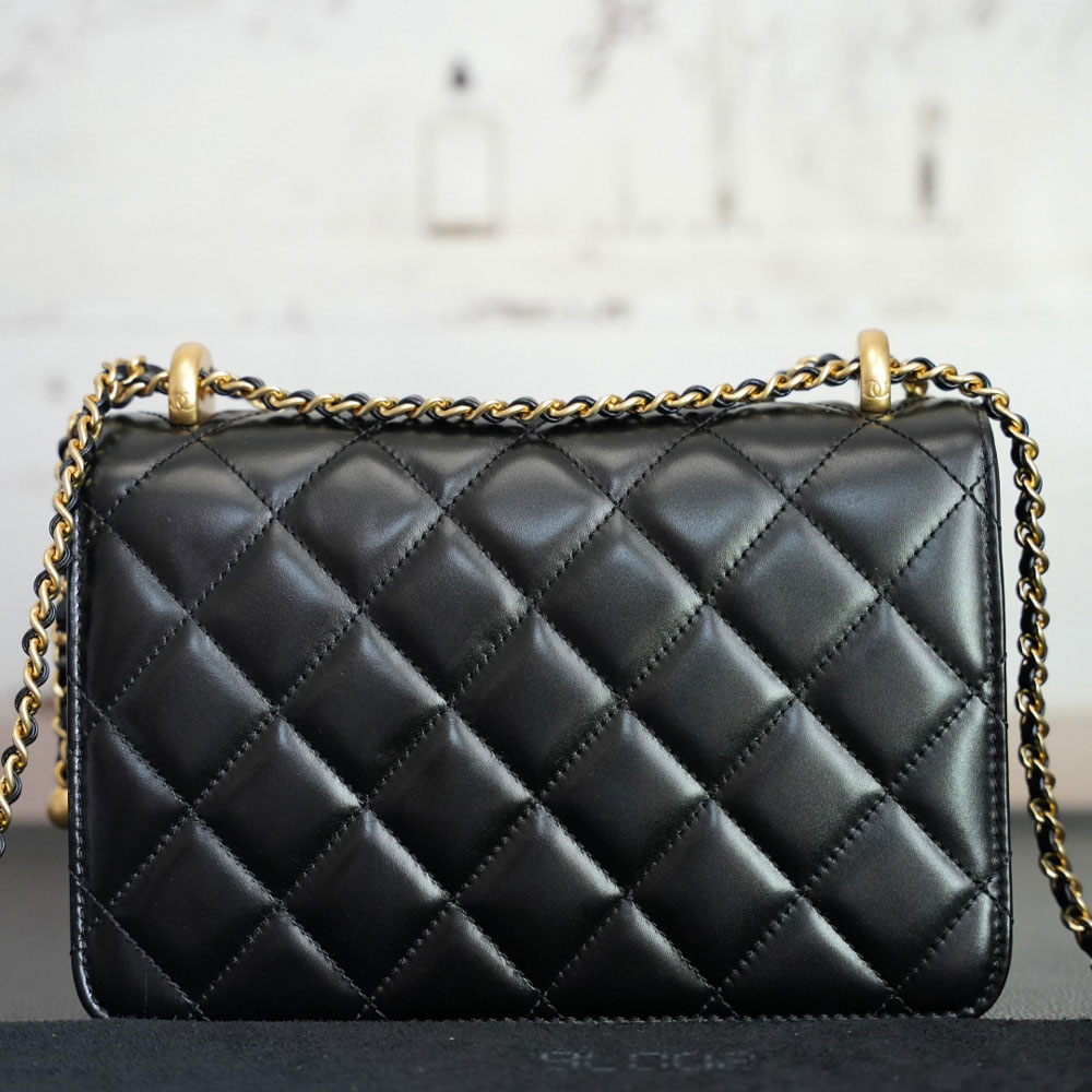 Chanel Small flap bag calfskin gold-tone metal AS2649 B05973 94305: Image 2