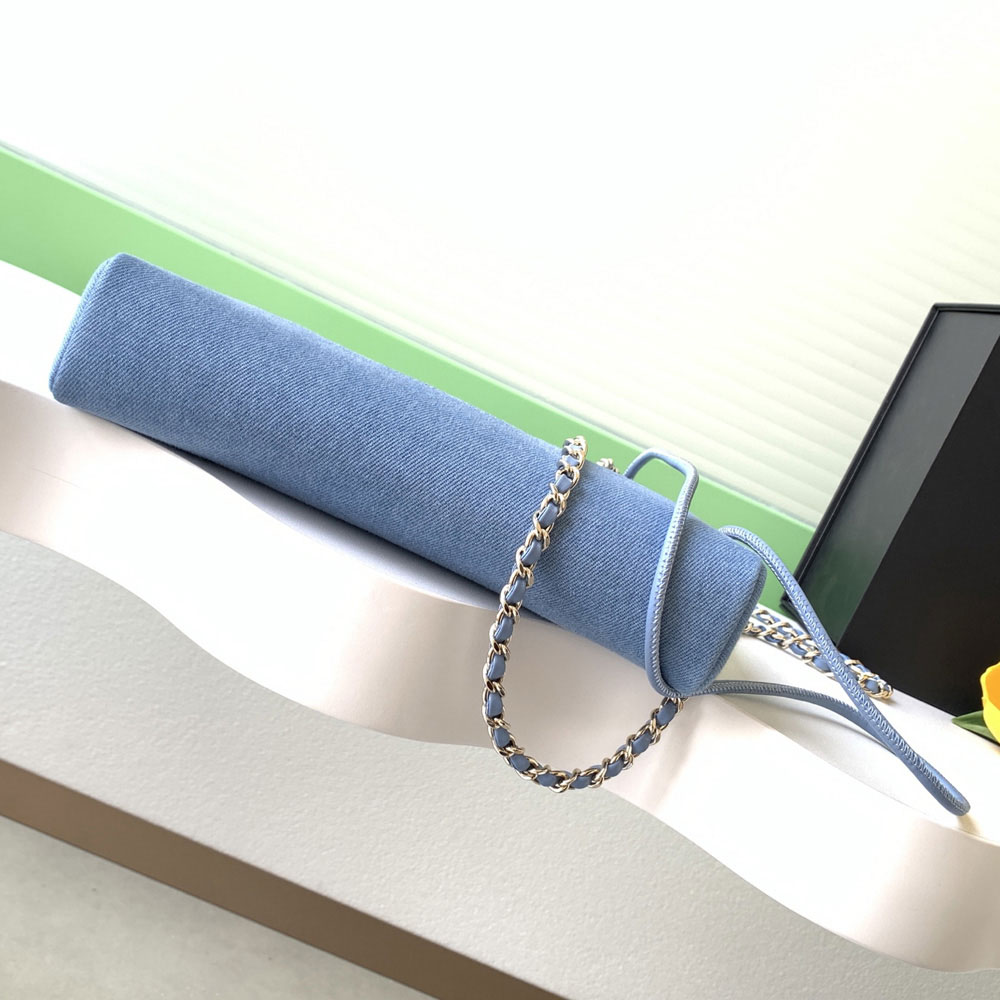 Chanel 31 mini shopping bag Washed denim AS4133 B23555 U7721: Image 3