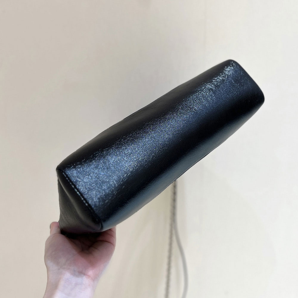 Chanel Shopping bag Shiny lambskin gold-tone metal AS4853 B16220 94305: Image 3