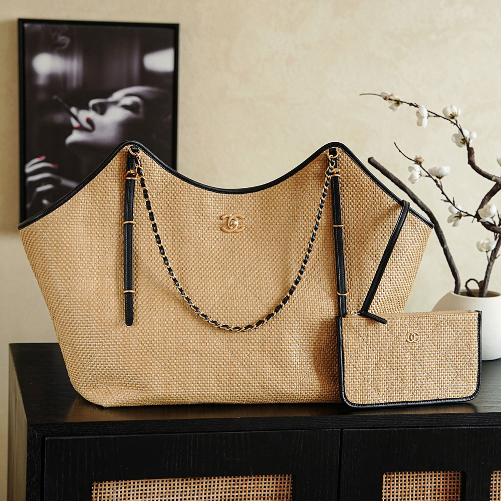 Chanel Maxi shopping bag Braided raffia calfskin gold metal AS5463 B22594 U5558: Image 1