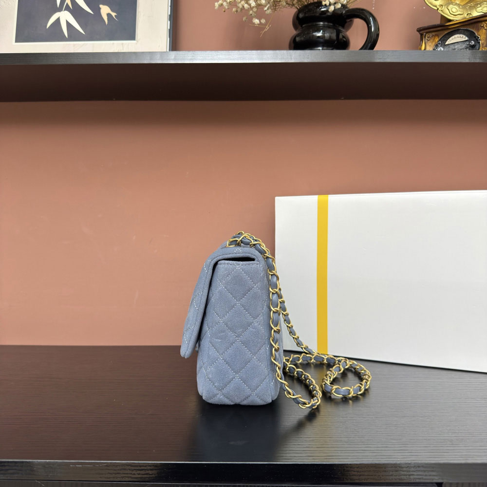 Chanel Flap bag Suede calfskin lambskin gold-tone metal AS5991 B22723 U5338: Image 2