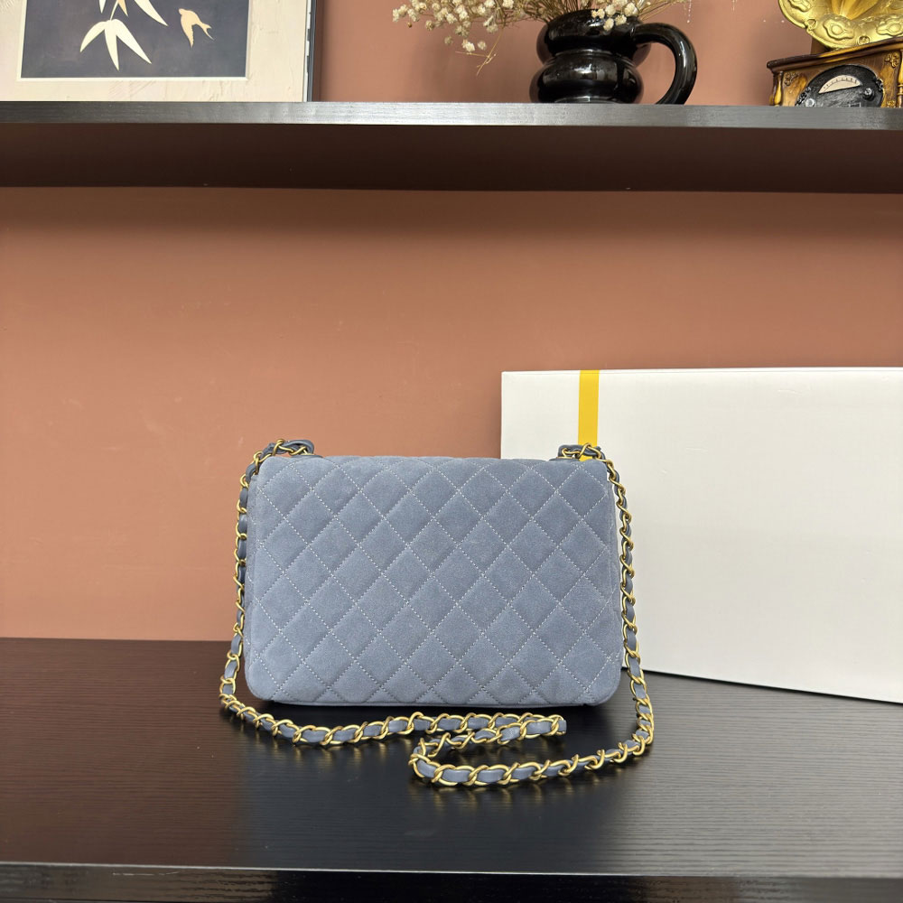 Chanel Flap bag Suede calfskin lambskin gold-tone metal AS5991 B22723 U5338: Image 3