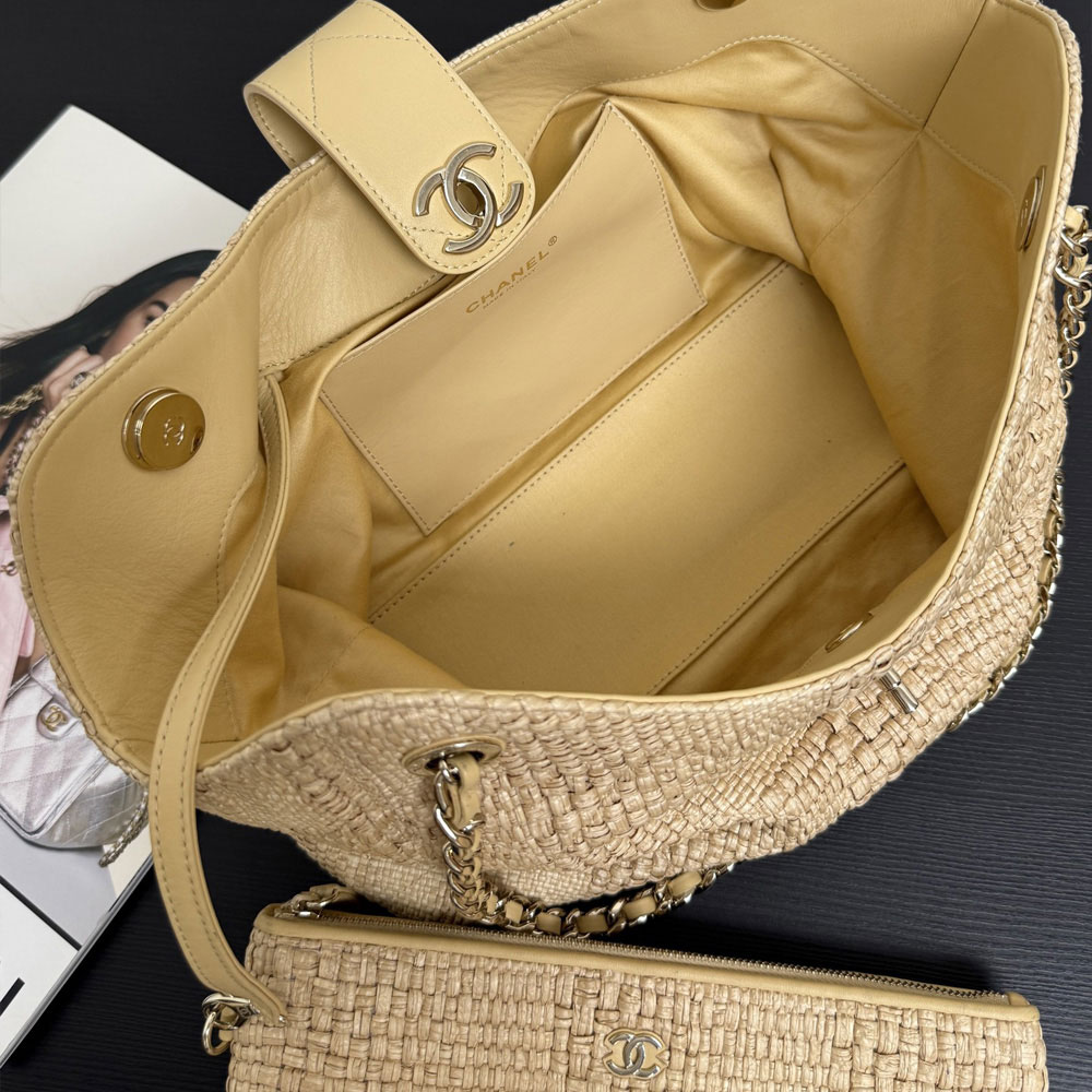 Chanel Shopping bag Braided raffia gold-tone metal AS6090 B23527 U7508: Image 5