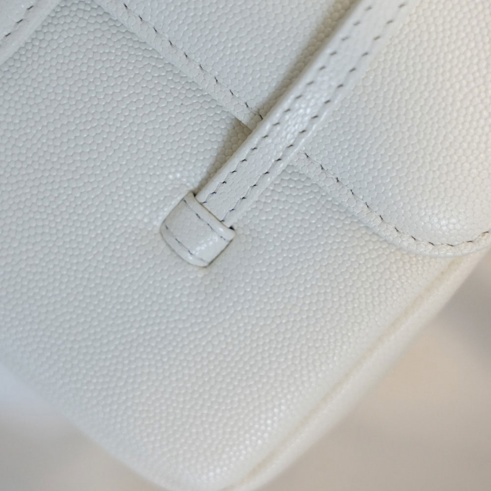 Chanel Small flap bag Grained shiny calfskin gold-tone metal AS6130 B23483 U6544: Image 3