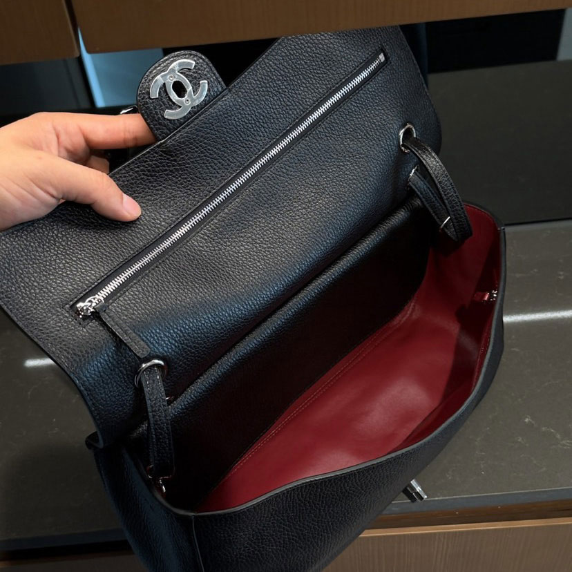 Chanel Maxi flapbag Grained calfskin silver-tone metal AS6231 B24008 94305: Image 3