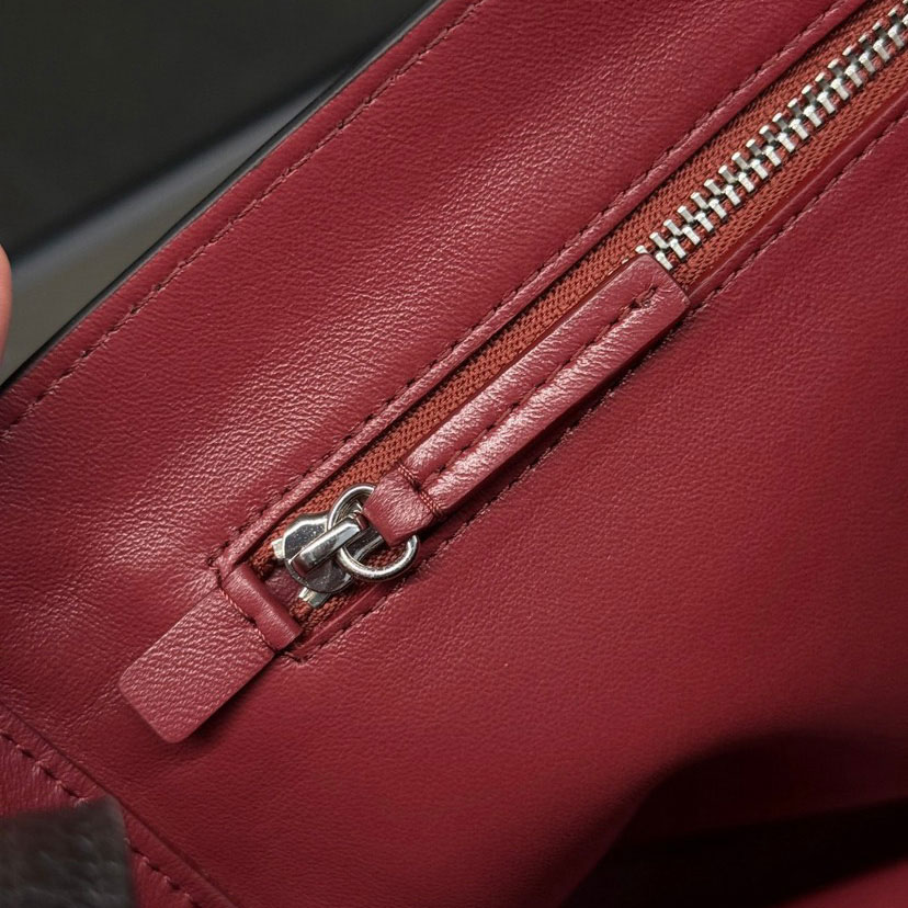 Chanel Maxi flapbag Grained calfskin silver-tone metal AS6231 B24008 94305: Image 4