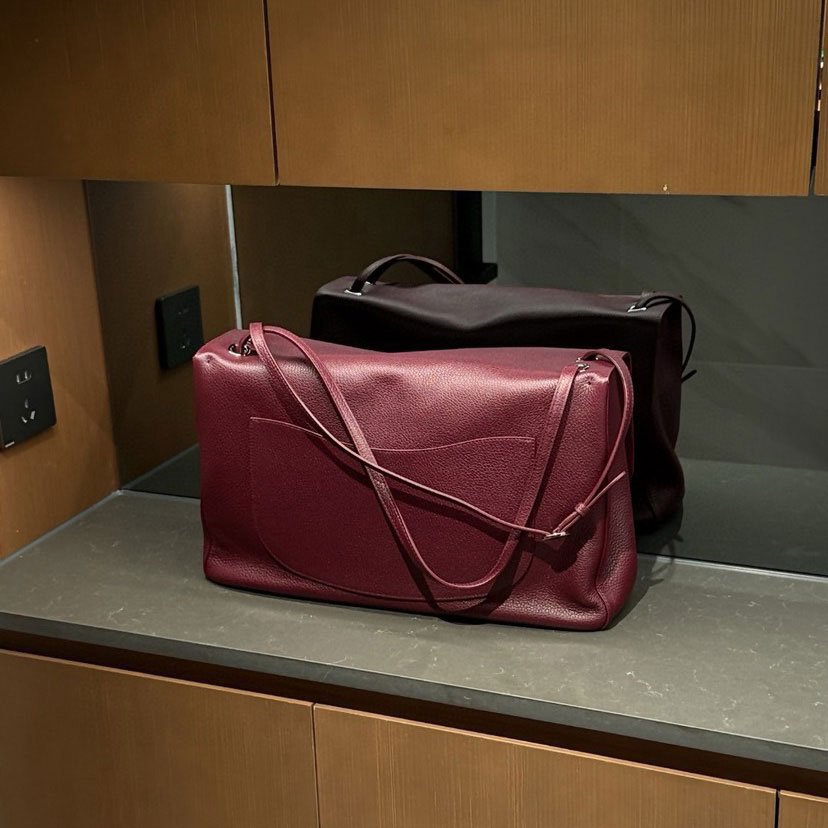 Chanel Maxi flapbag Grained calfskin silver-tone metal AS6233 B24008 U8393: Image 2