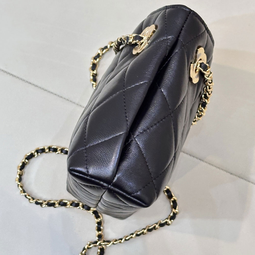 Chanel Small shopping bag Black Lambskin gold-tone AS6248 B24030 94035: Image 3