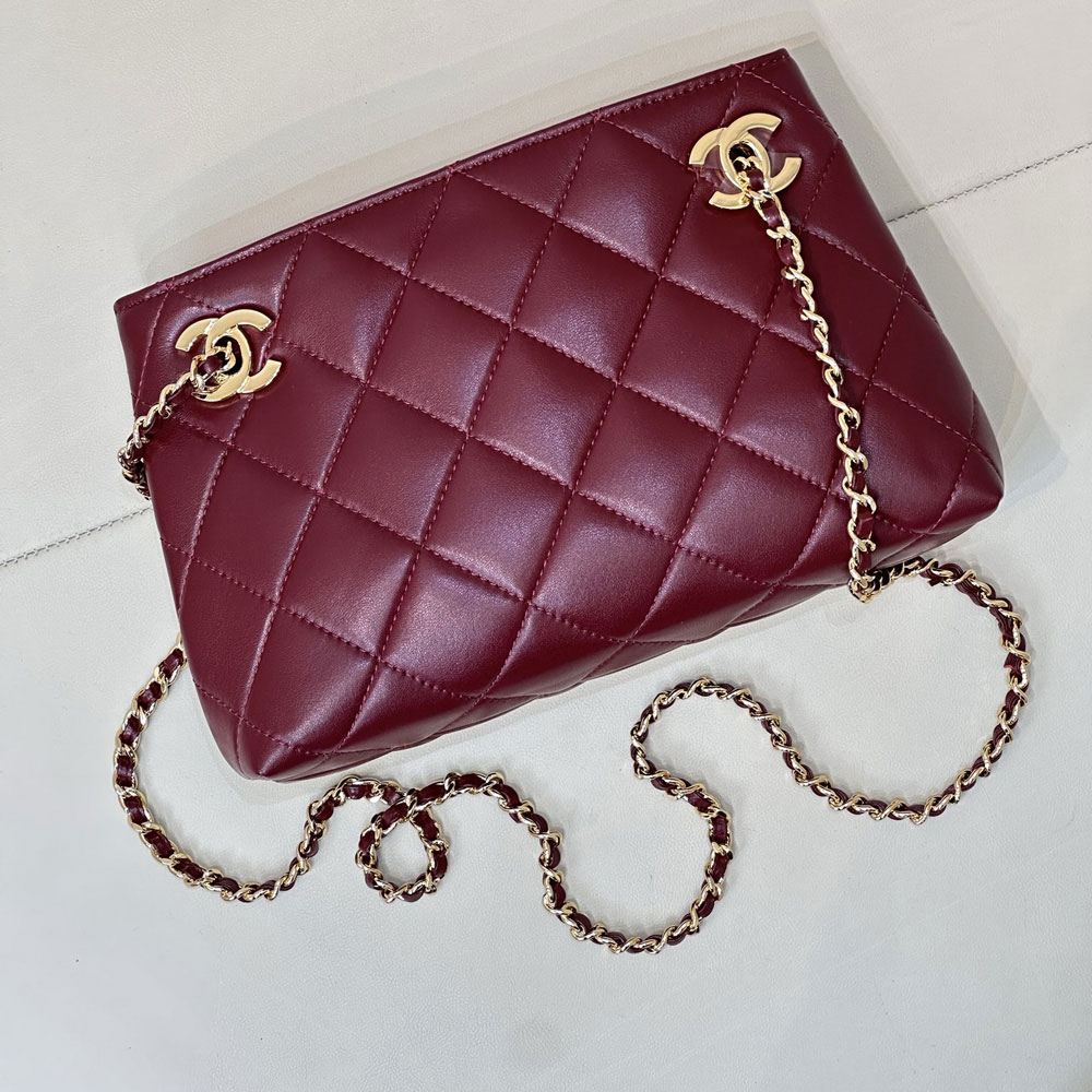 Chanel Small shopping bag Lambskin gold-tone metal AS6248 B24030 U8393: Image 2