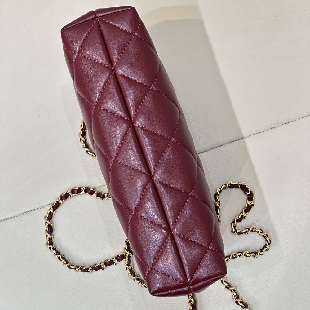 Chanel Small shopping bag Lambskin gold-tone metal AS6248 B24030 U8393: Image 3