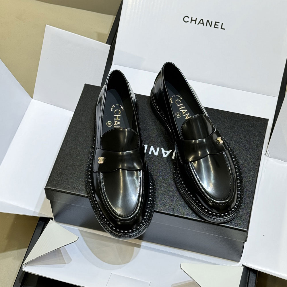 Chanel Moccasins Calfskin G46995 B22805 94305: Image 1