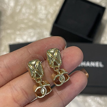 Chanel Pendant Earrings ABH254 B23662 U8016